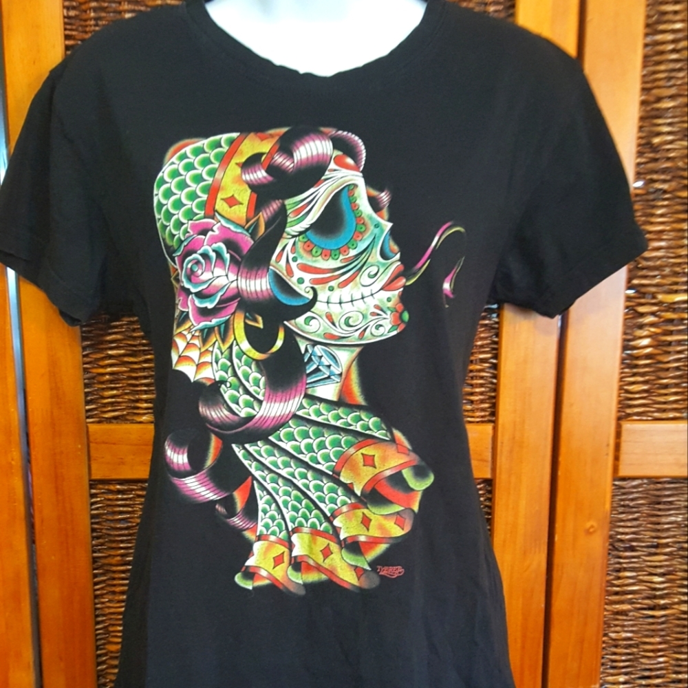 Black Market Art Company T-SHIRT